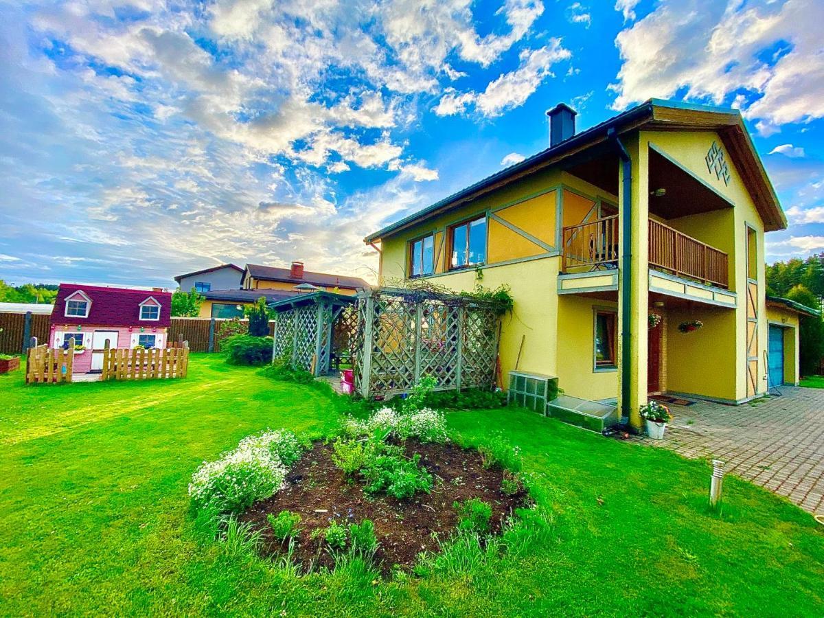 Spacious House With Indoor Pool & Sauna. Ādaži Екстериор снимка